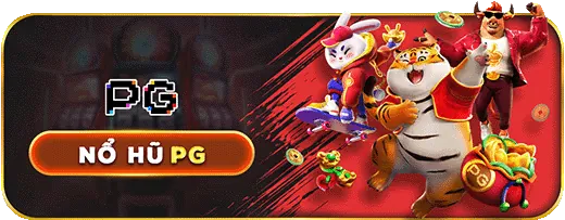 Bàn chơi game eSports với màn hình và bàn phím